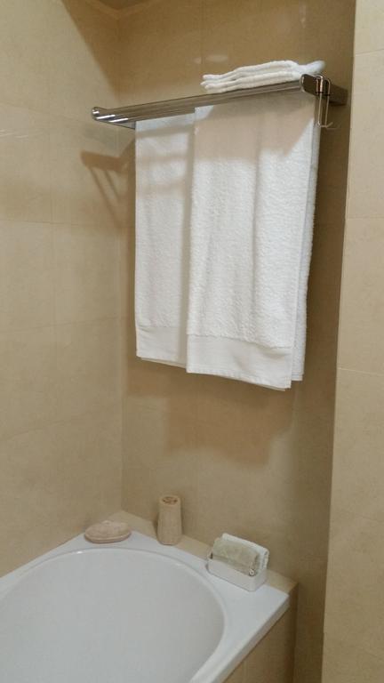 Ebora Home - Garage Free - Centro Historico Эвора Экстерьер фото